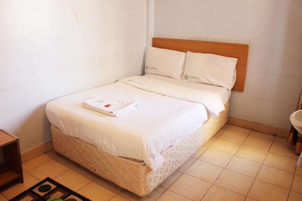 La Jardine Bed & Breakfast Nairobi Dış mekan fotoğraf