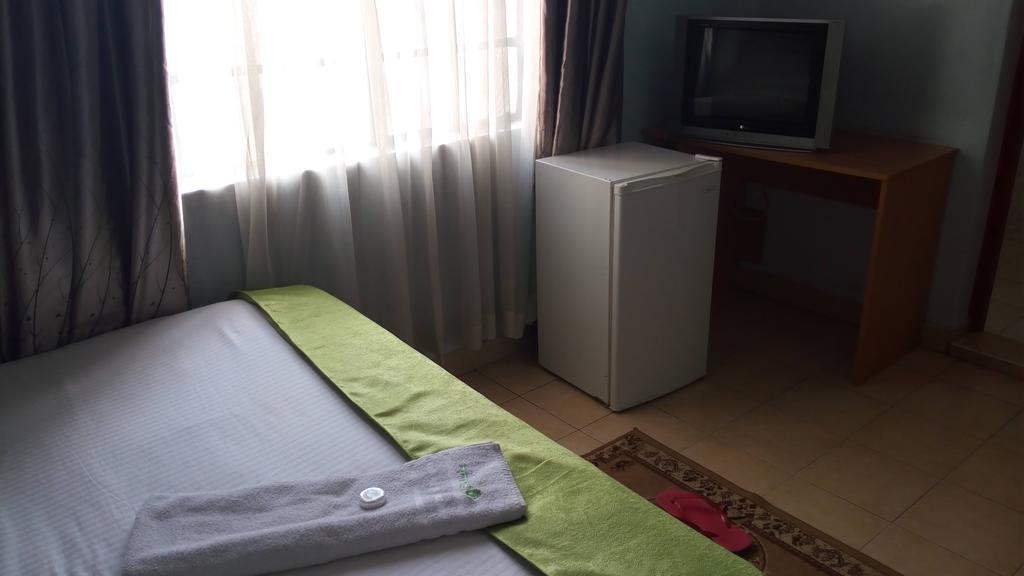 La Jardine Bed & Breakfast Nairobi Dış mekan fotoğraf